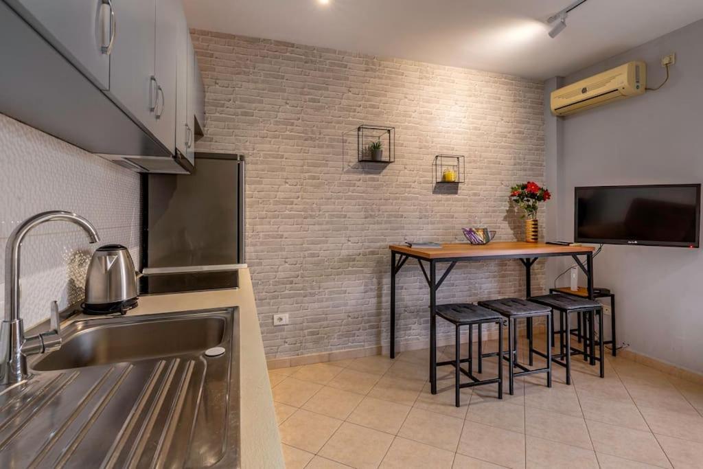 New Bazaar Apartment Тирана Екстер'єр фото